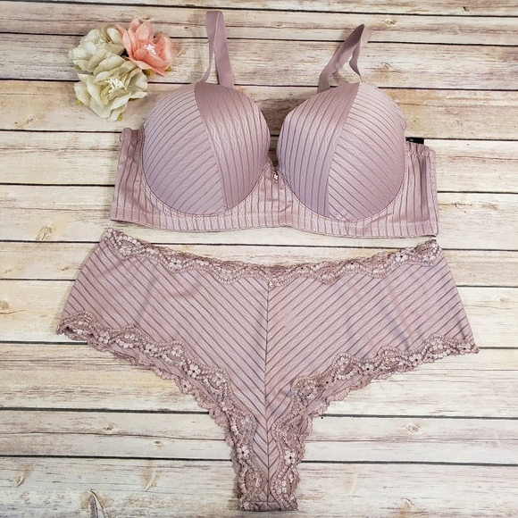 Boutique Brand Other - Plus Size Bra & Cheeky Panty Set